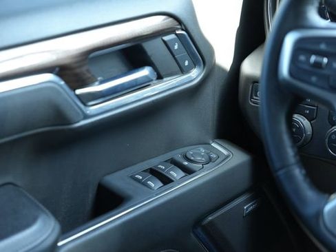 Used 2024 Chevrolet Silverado 1500 LT Trail Boss w/ Convenience Package II AWD/4WD image 15