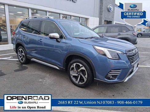 Used 2023 Subaru Forester Touring image 1