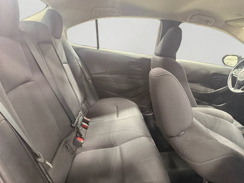 Used 2025 Toyota Corolla LE FWD image 12