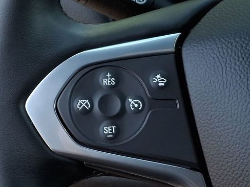 Used 2023 Chevrolet Traverse LT w/ LPO, Floor Liner Package AWD/4WD image 21