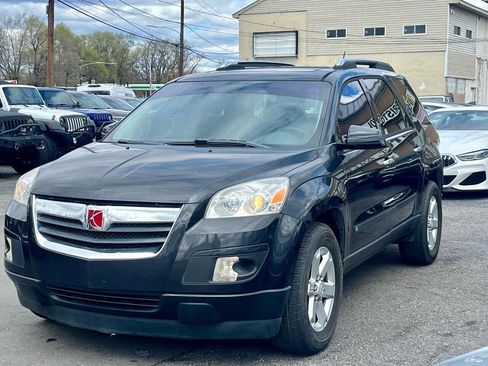 Used 2007 Saturn Outlook XE w/ Preferred Pkg image 3