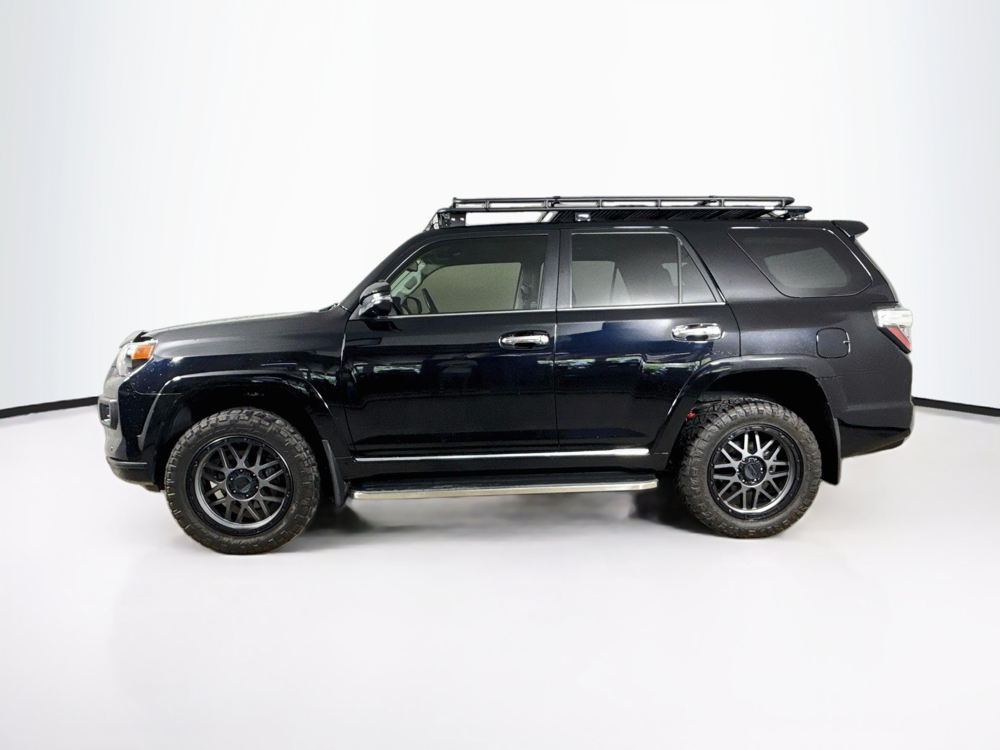 Used 2022 Toyota 4Runner Limited AWD/4WD image 7