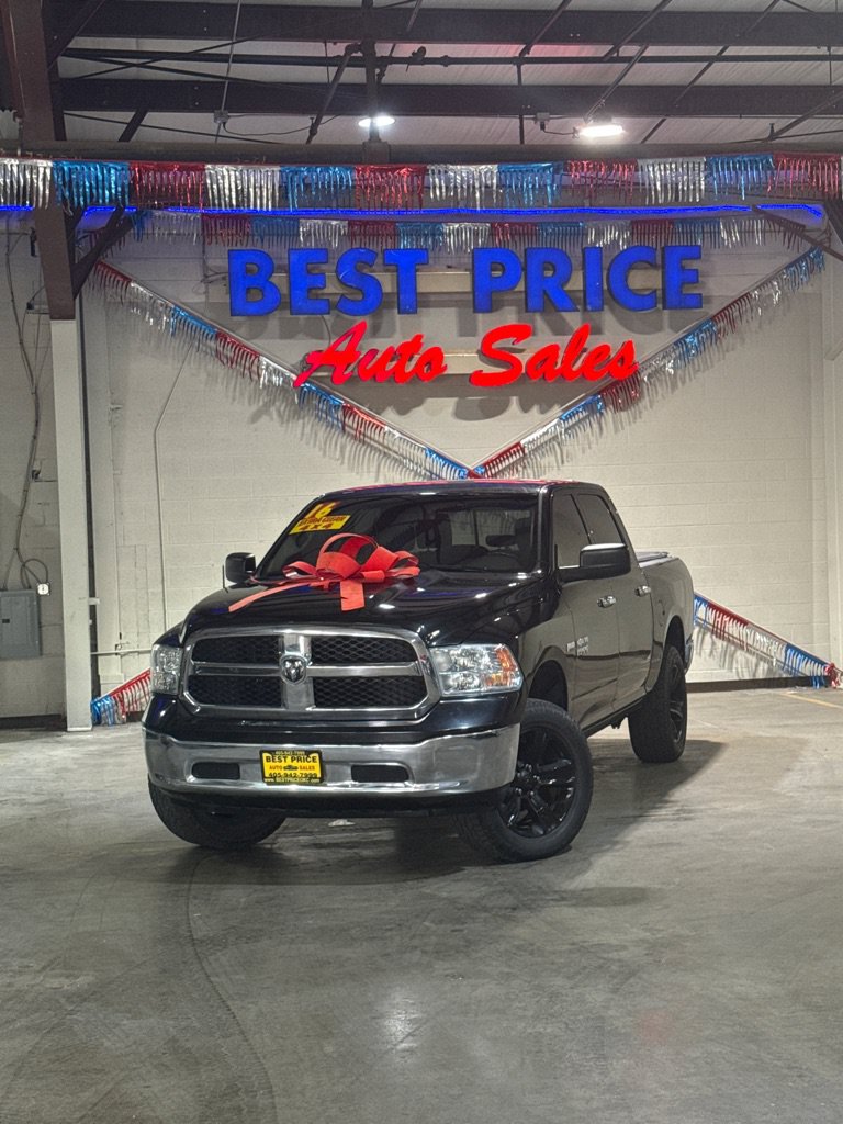 Used 2016 RAM 1500 Classic SLT AWD/4WD image 1