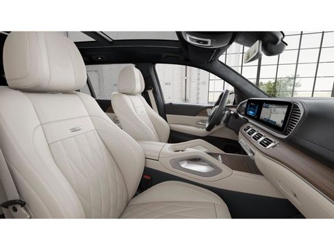 New 2026 Mercedes-Benz GLS 63 AMG 4MATIC image 4