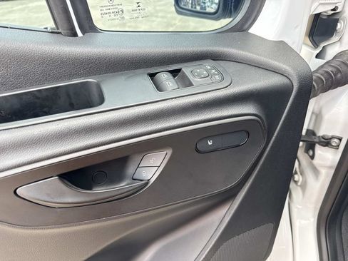 Used 2021 Mercedes-Benz Sprinter 2500 image 36