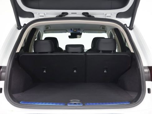 New 2026 Genesis GV70 2.5T image 14