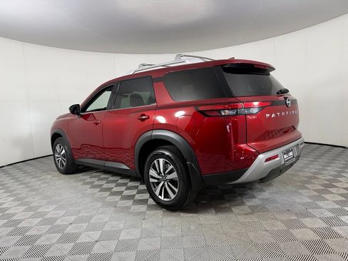 Used 2024 Nissan Pathfinder SL w/ Cargo Package AWD/4WD image 9