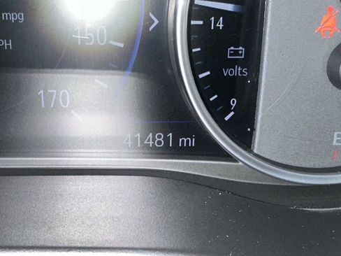 Used 2021 Buick Enclave Avenir w/ Avenir Technology Package image 35