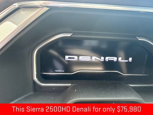 Used 2025 GMC Sierra 2500 Denali w/ Denali Reserve Package AWD/4WD image 13