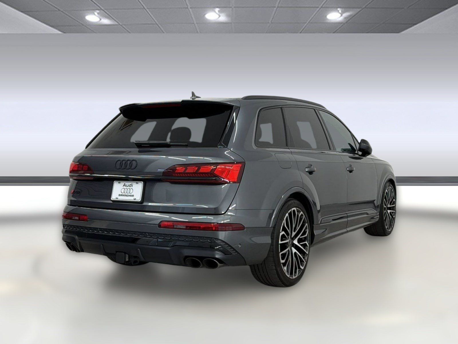 Used 2025 Audi SQ7 Prestige AWD/4WD image 9