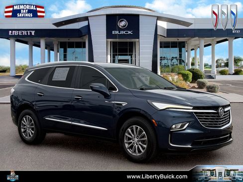 Used 2023 Buick Enclave Essence FWD image 1