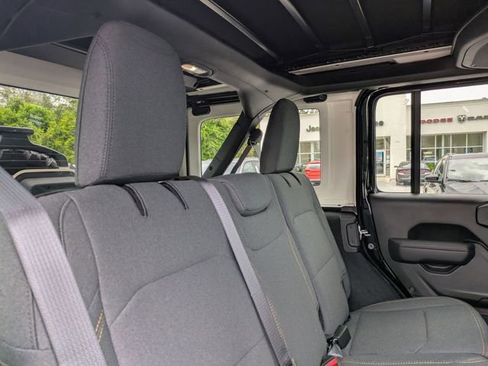 New 2025 Jeep Wrangler Sport S image 27