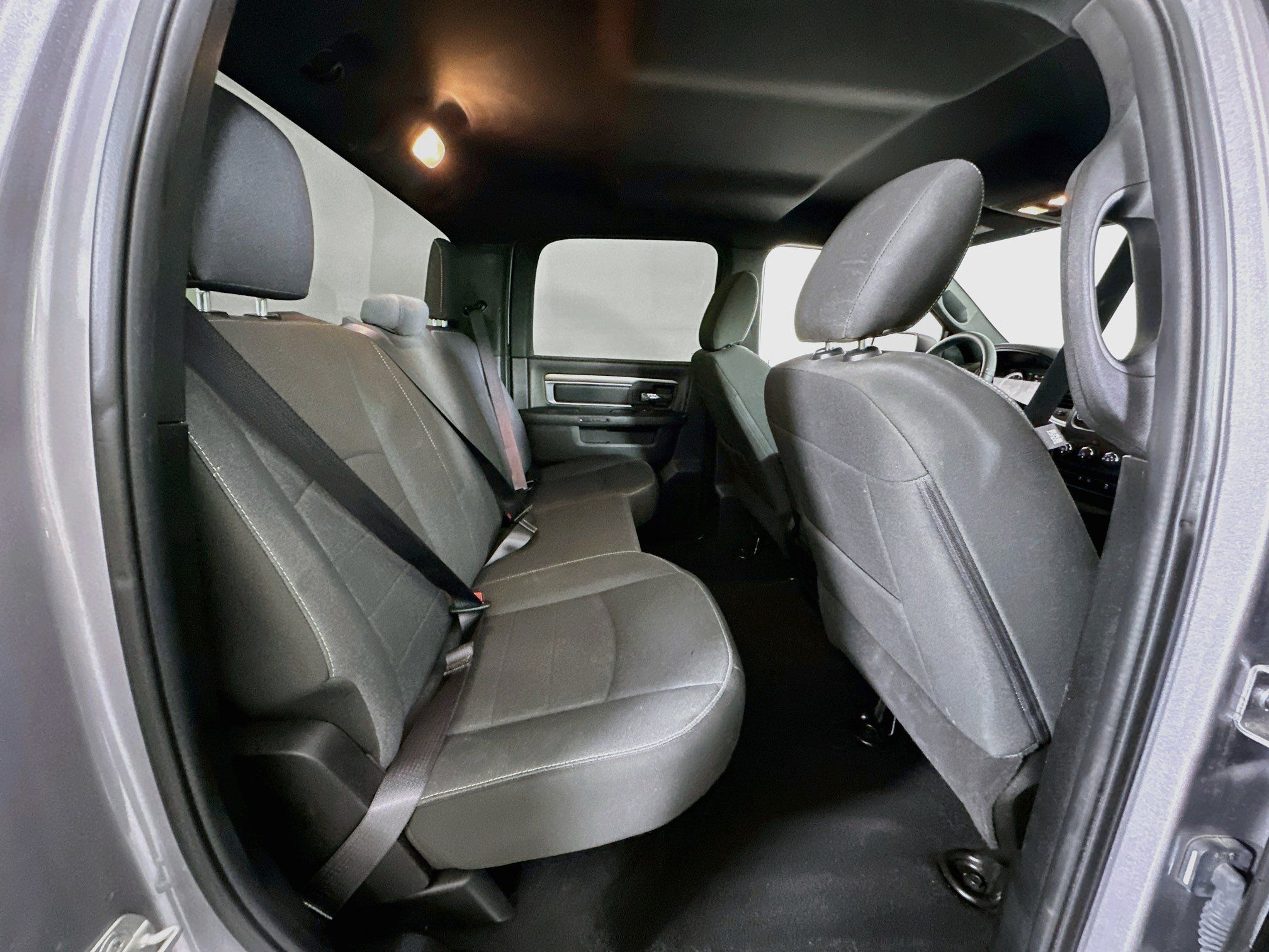 Used 2024 RAM 1500 Warlock AWD/4WD image 28