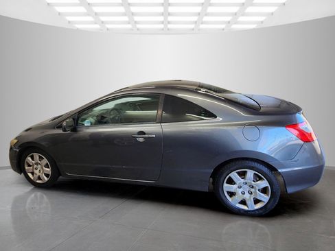 Used 2010 Honda Civic LX image 4