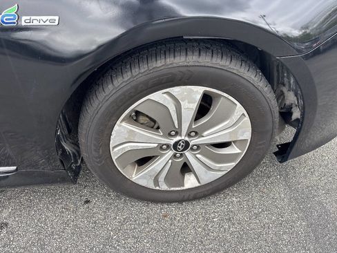 Used 2014 Hyundai Sonata Limited w/ Panoramic Sunroof Package 02 FWD image 22