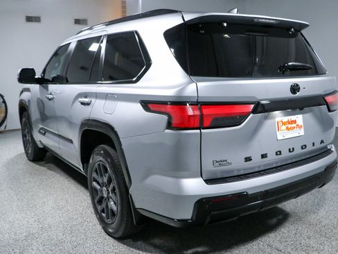 Used 2024 Toyota Sequoia Platinum AWD/4WD image 9