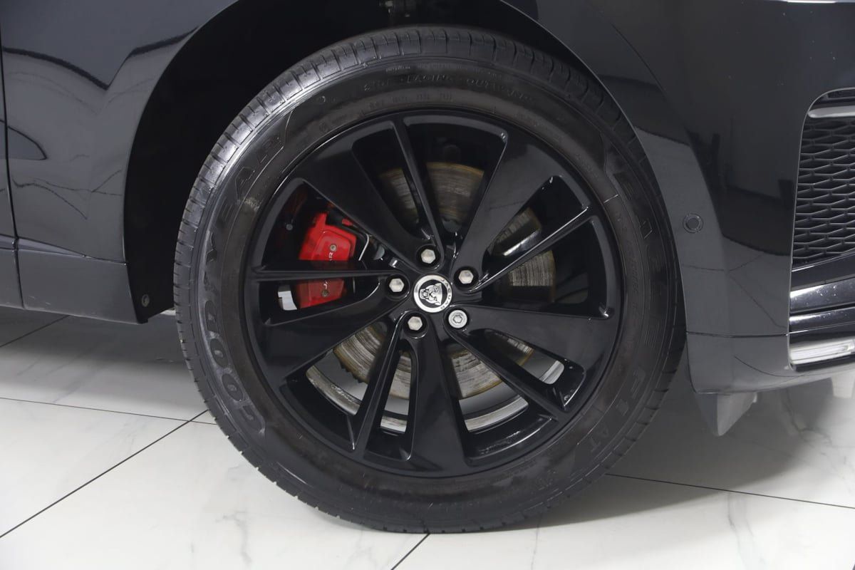 Used 2024 Jaguar F-PACE R-Dynamic S AWD/4WD image 15