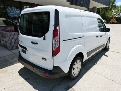 Used 2022 Ford Transit Connect XLT FWD image 5