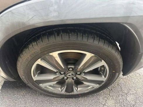 Used 2019 Lexus UX 250h AWD/4WD image 22