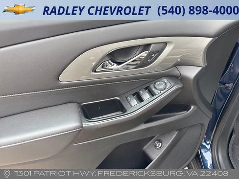 Certified 2023 Chevrolet Traverse LT FWD image 5