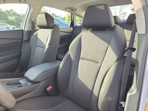 Certified 2025 Honda Accord SE image 18