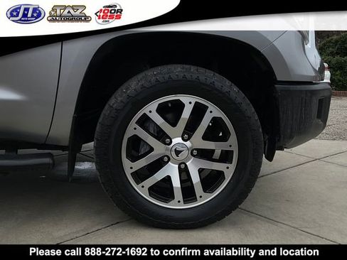 Used 2017 Toyota Tundra SR5 w/ SR5 Upgrade Package image 10