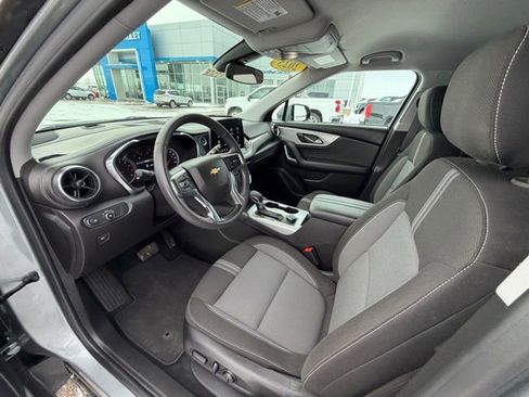 Used 2025 Chevrolet Blazer LT image 17