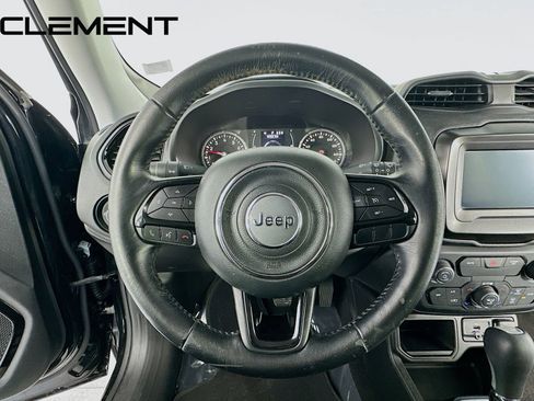 Used 2019 Jeep Renegade Altitude w/ Quick Order Package 2XM image 13