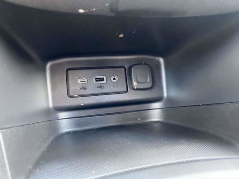 Used 2023 Chevrolet Equinox LT w/ Driver Convenience Package FWD image 27