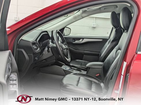 Used 2024 Ford Escape Platinum AWD/4WD image 3