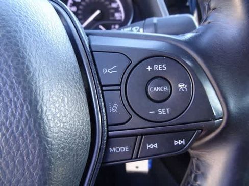 Used 2024 Toyota Camry SE image 17