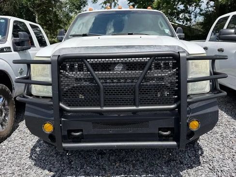 Used 2011 Ford F350 Lariat w/ Lariat Ultimate Pkg AWD/4WD image 2