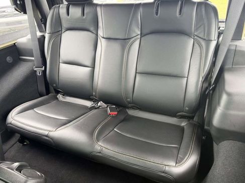 Used 2025 Jeep Wrangler Sport AWD/4WD image 20