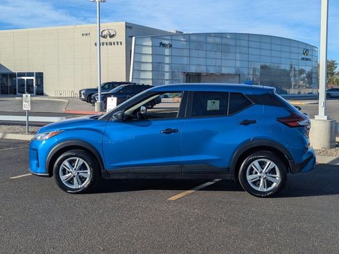 Certified 2025 Nissan Kicks Play S image 3