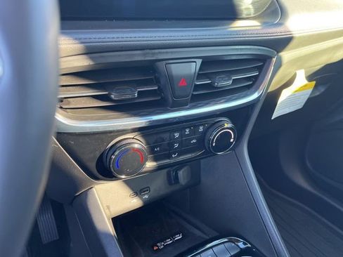 New 2025 Buick Encore GX Sport Touring w/ Advanced Technology Package image 27