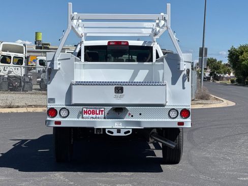 New 2026 RAM 2500 Tradesman AWD/4WD image 4