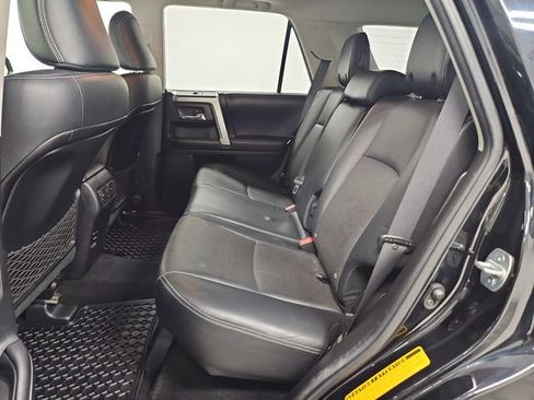 Used 2016 Toyota 4Runner SR5 AWD/4WD image 27