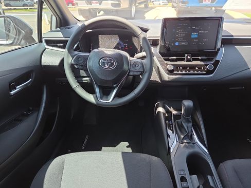 Used 2026 Toyota Corolla SE FWD image 10