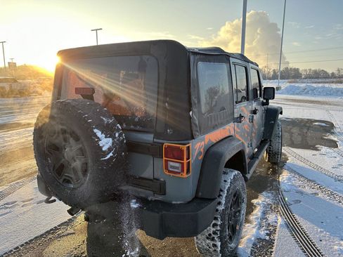 Used 2015 Jeep Wrangler Unlimited Sport w/ Quick Order Package 24S image 12