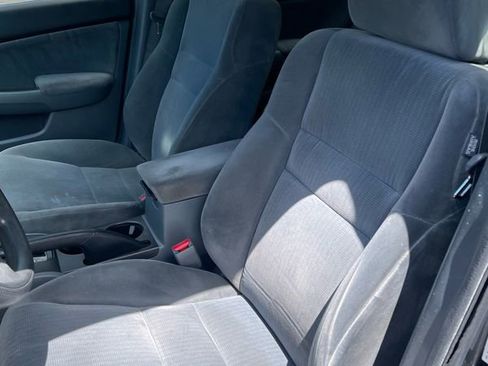 Used 2005 Honda Accord LX image 13
