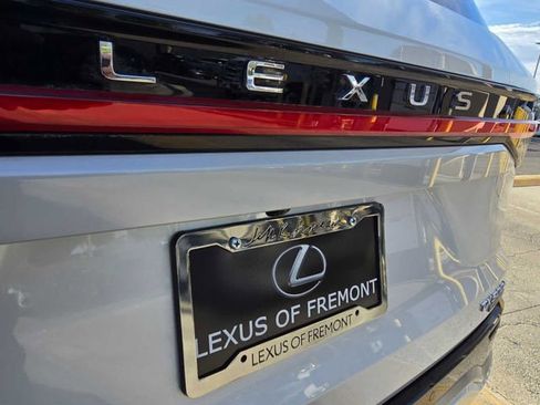 Certified 2025 Lexus TX 500h AWD w/ Technology Package image 16