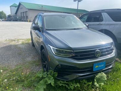 Used 2024 Volkswagen Tiguan SE R-Line