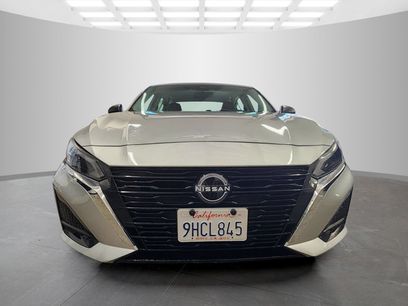 Used 2024 Nissan Altima 2.5 SV
