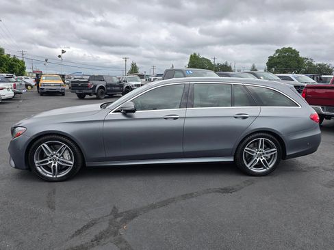 Used 2019 Mercedes-Benz E 450 4MATIC Wagon image 2