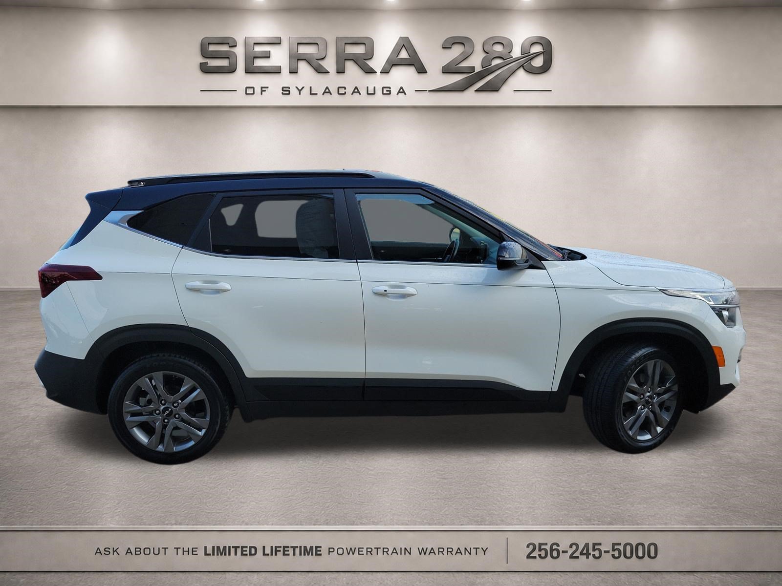 Used 2023 Kia Seltos S FWD image 4