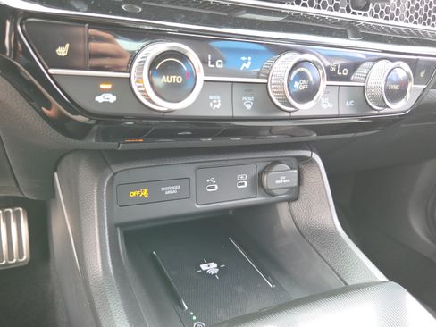 Used 2026 Honda Civic Sport Touring image 17