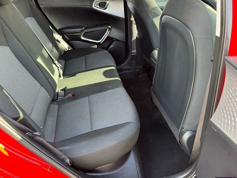 Used 2023 Kia Soul LX w/ Option Group 015 image 18