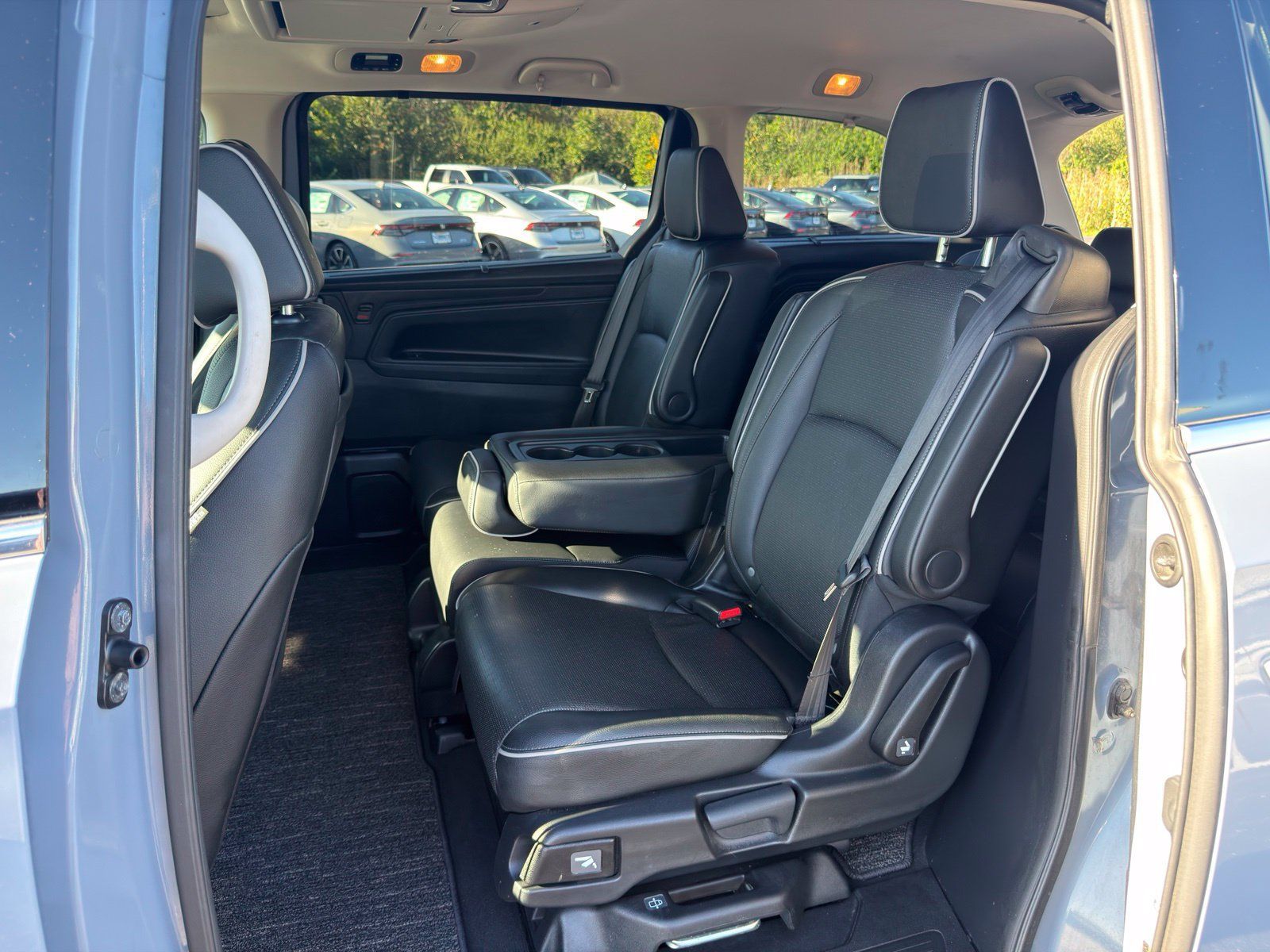 Used 2025 Honda Odyssey Elite image 27