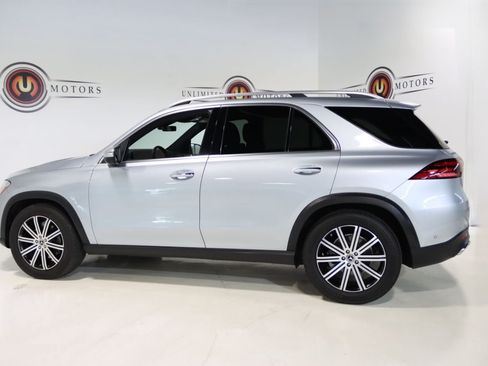 Used 2025 Mercedes-Benz GLE 350 4MATIC w/ Winter Package image 36