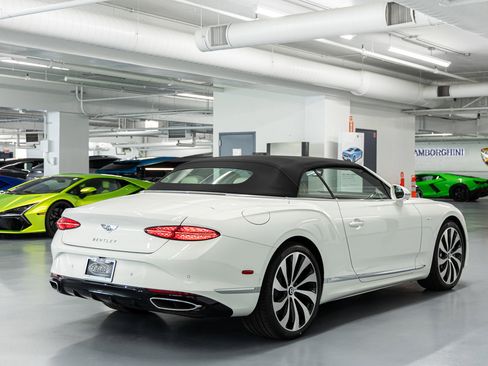 New 2026 Bentley Continental GTC AWD/4WD image 10
